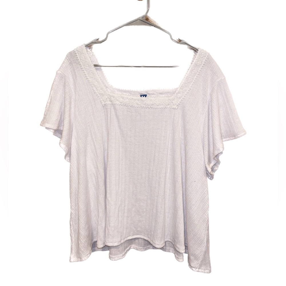 Old Navy White Laced Blouse